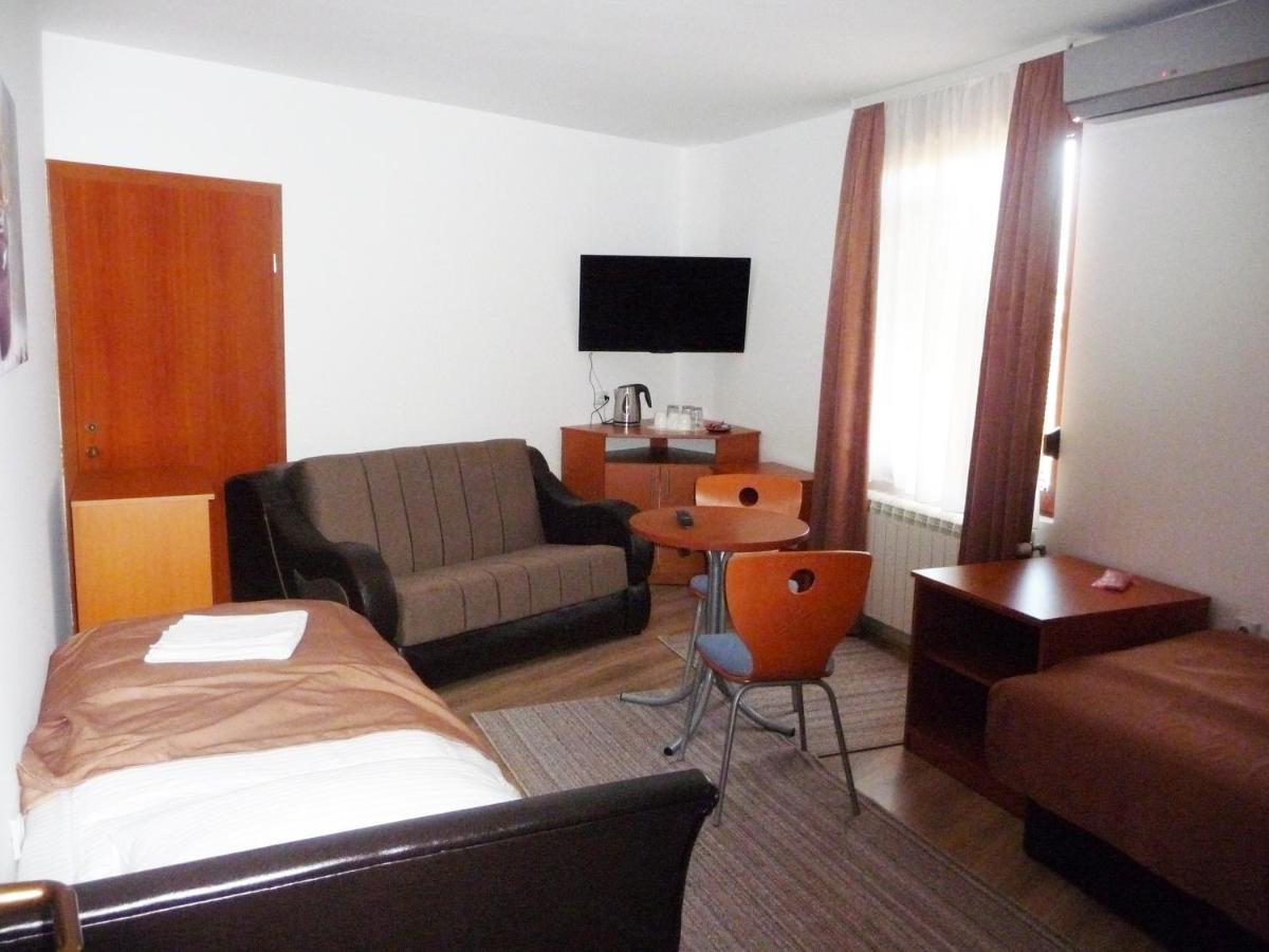 Sobe Rooms Aleksandar Ni 外观 照片